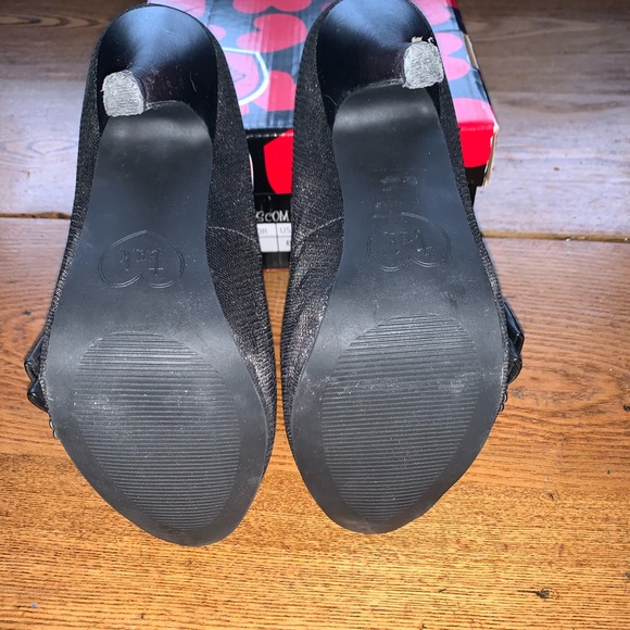 T.U.K. Black Dot Mesh Harlot Heel - Picture 7 of 7